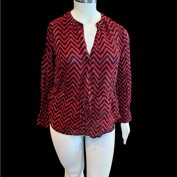 Ralph Lauren Women's Red and Black Zigzag Top - Picture 3 of 11